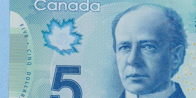 بيانات التجزئة وفرصة للدولار الكندي