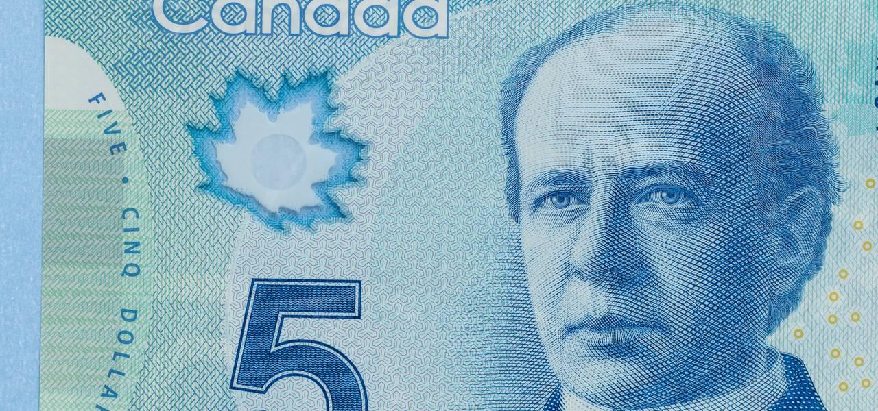 الدولار الكندي في محط الاهتمام