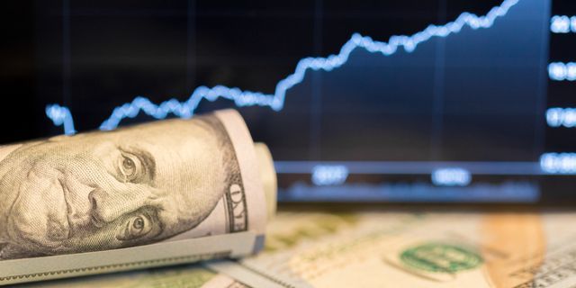 هل يتراجع الدولار متأثرا بانخفاض مؤشر أسعار الاستهلاك؟