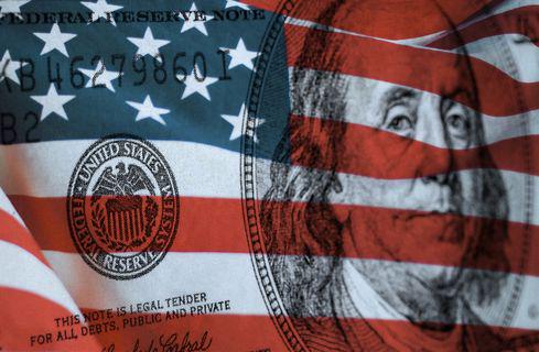 حالة الأسواق: الإغلاق الحكومي يعرض الدولار للخطر