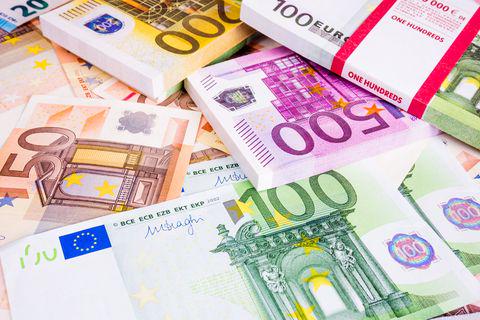 اليورو يصل الى اول المستويات المستهدفة 