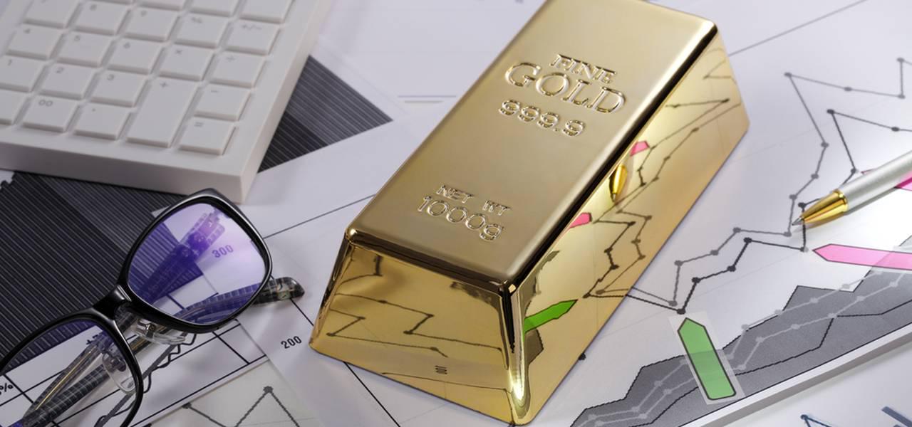 الذهب يقترب من مستويات 1900 دولار