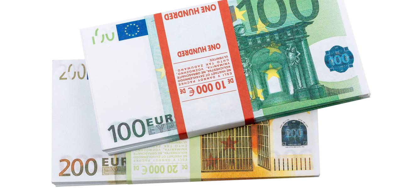 عمليات شراء اليورو تصل الى الهدف الأول 