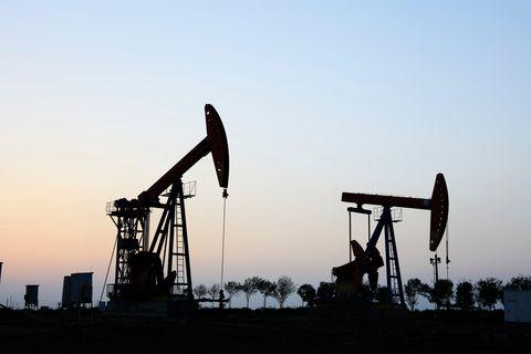 ما الذي ينتظر أسعار النفط والغاز الطبيعي؟