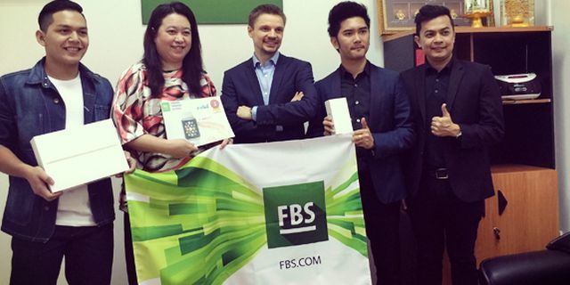 شركة FBS قدمت الجوائز للرابحين في مسابقة iPartner5! 