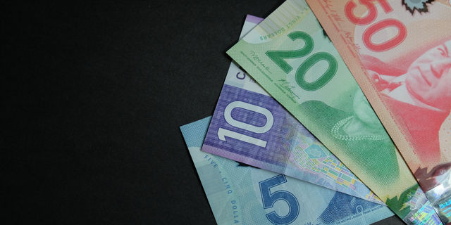 الدولار الكندي: كندا تصدر بيانات العمل الخاصة بها