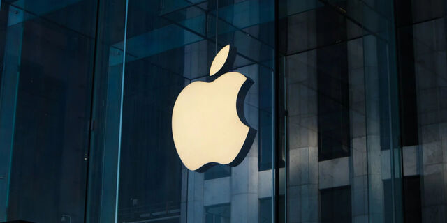 افتتحت Apple متجرها الأول في الهند، وأرقام كندية قادمة!