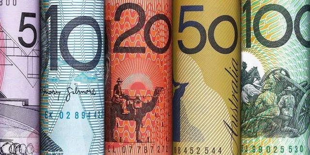 الدولار الاسترالي والنيوزيلندي يرتفعان مع هدوء التوترات التجارية