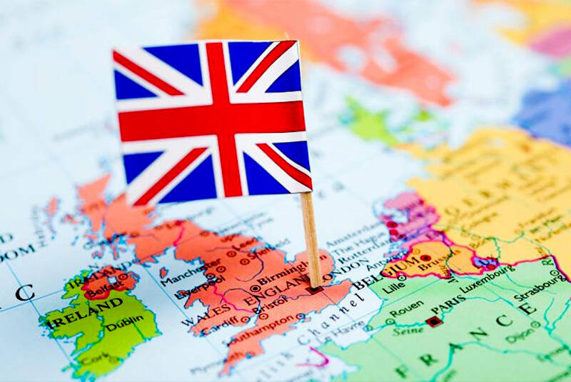 بريطانيا: مؤشر مديري المشتريات المركب يوضح حالة الاقتصاد