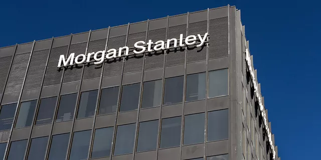 مورغان ستانلي يتخلى عن توقعاته بشأن الفائدة