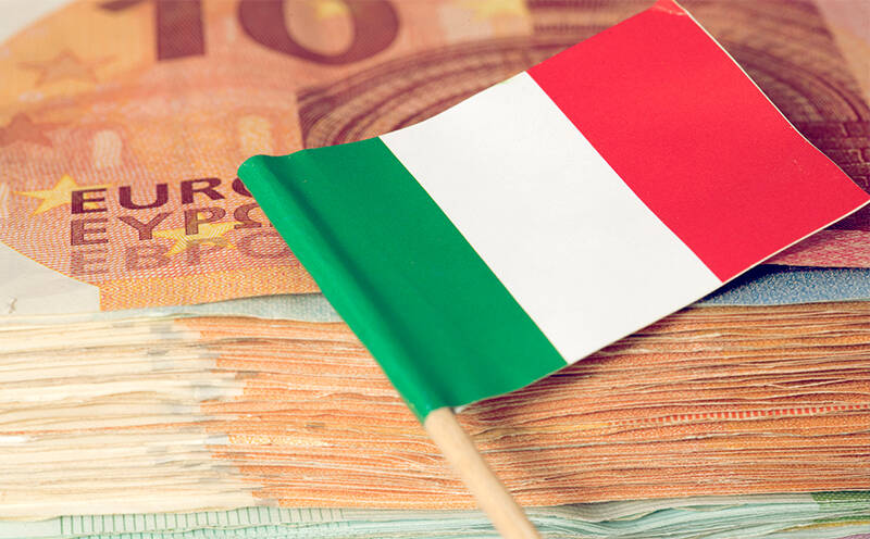 إيطاليا تخفض عجز الميزانية هرباً من العقوبات الأوروبية