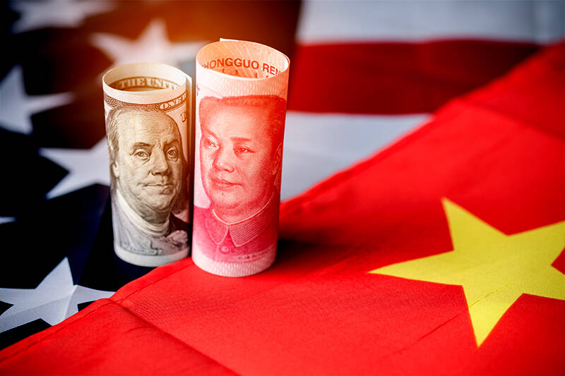 واشنطن تصنف الصين كدولة تتلاعب بالعملة... واليوان يصمد بينما يتهاوى الين