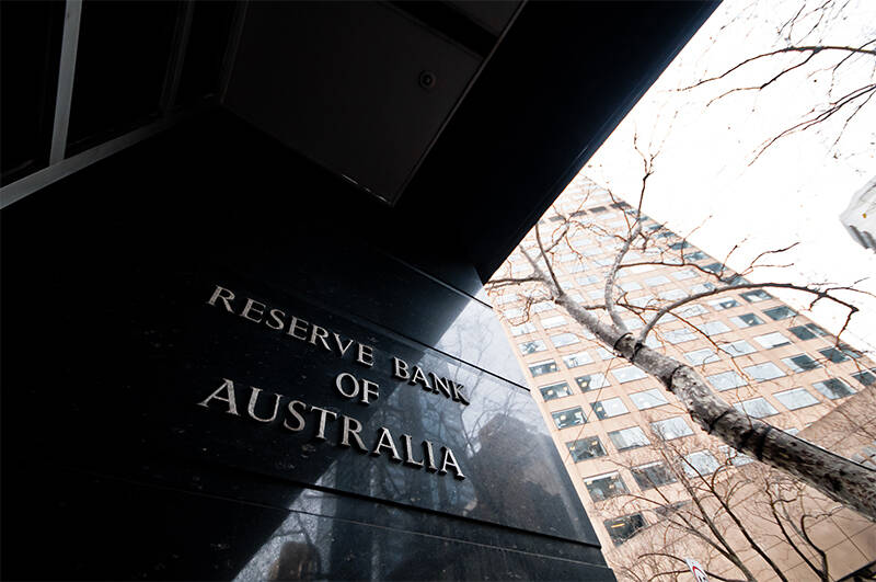 البنك المركزي الأسترالي يُبقى على الفائدة عند 1٪