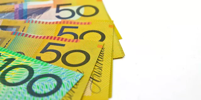 أوامر بيع الدولار الأسترالي تحقق اكثر من 70 نقطة 