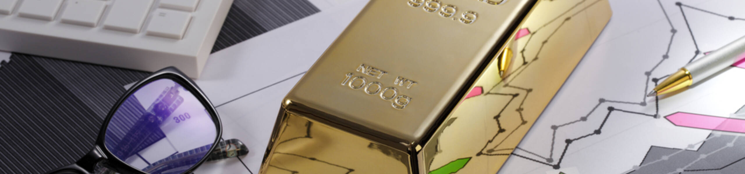الذهب يستفيد من مخاطر التضخم 