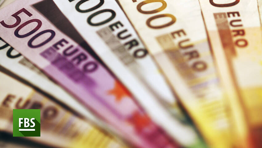 اليورو يرتفع فوق مستوى 1.20 دولاراً للمرة الأولى منذ أكثر من عامين ... 