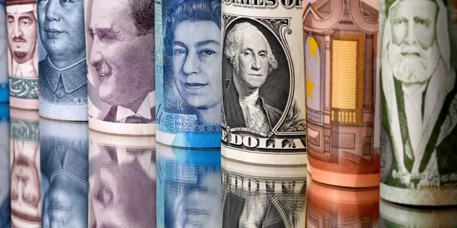 قوة الدولار أم ضعف باقي العملات؟
