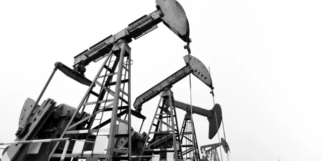 تحذير سعودي: للمضاربين، والنفط يرتفع!! 