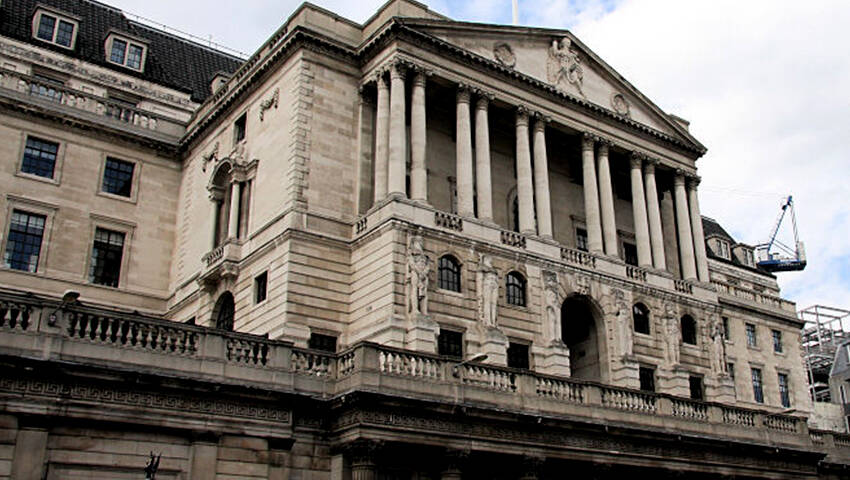 بنك إنجلترا يعلن عن قراره بشأن سعر الفائدة اليوم..
